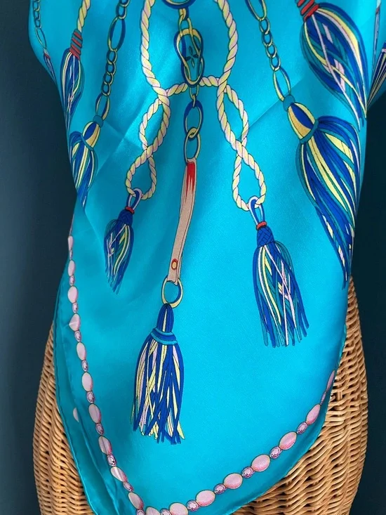 Vibrant Turquoise Silk Scarf with Tassel Print 42 x 42 - Picture 4 of 16